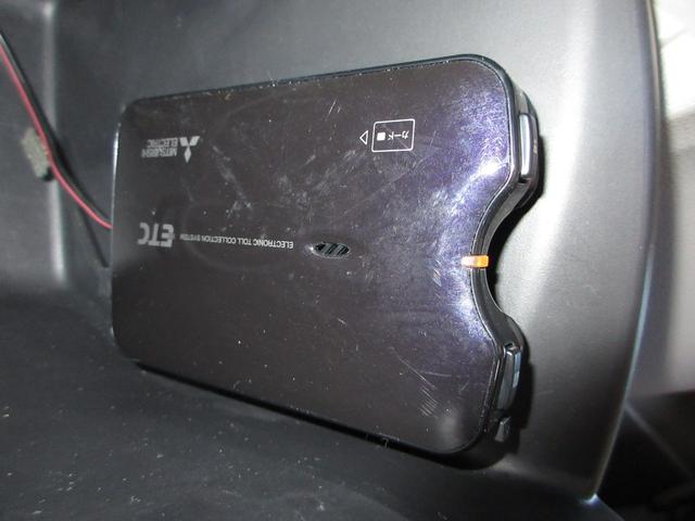 ステップワゴン G・EX ホンダセンシングパイオニアHDDナビETCワンオーナー シ-トヒ-タ- 横滑り防止装置 DVD再生可能 クルコン サイドカーテンエアバック ABS 地デジTV オートエアコン I-STOP スマキー(12枚目)