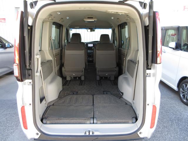 ステップワゴン G・EX ホンダセンシングパイオニアHDDナビETCワンオーナー シ-トヒ-タ- 横滑り防止装置 DVD再生可能 クルコン サイドカーテンエアバック ABS 地デジTV オートエアコン I-STOP スマキー(19枚目)