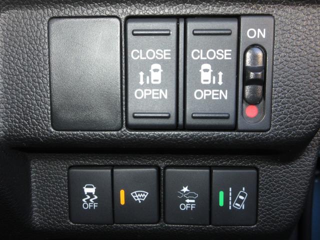 フリード G・ホンダセンシング 純正メモリーナビBluetoothETCRカメラワンオーナー Fセグ 追突被害軽減ブレーキ iストップ Wエアバッグ パワーウィンドウ 1オ-ナ- アクティブクルーズコントロール スマートキ 禁煙(11枚目)