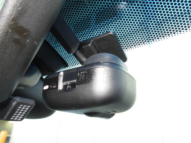 フィットハイブリッド Ｓホンダセンシング　パナソニックメモリーナビＢｌｕｅｔｏｏｔｈドラレコＥＴＣＲカメラワンオーナー　パーキングセンサー　スマ－トキ－　ナビＴＶ　禁煙　アクティブクルーズコントロール　パワーウインドウ　ドライブレコーダ（6枚目）
