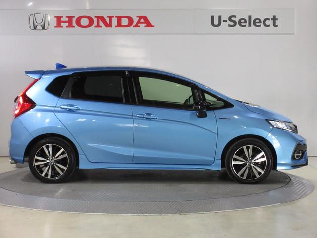 フィットハイブリッド Ｓホンダセンシング　パナソニックメモリーナビＢｌｕｅｔｏｏｔｈドラレコＥＴＣＲカメラワンオーナー　パーキングセンサー　スマ－トキ－　ナビＴＶ　禁煙　アクティブクルーズコントロール　パワーウインドウ　ドライブレコーダ（12枚目）