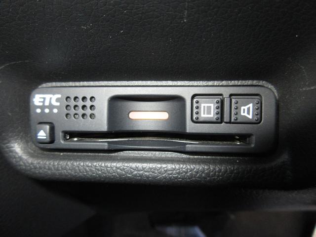 フィットハイブリッド Ｓホンダセンシング　パナソニックメモリーナビＢｌｕｅｔｏｏｔｈドラレコＥＴＣＲカメラワンオーナー　パーキングセンサー　スマ－トキ－　ナビＴＶ　禁煙　アクティブクルーズコントロール　パワーウインドウ　ドライブレコーダ（16枚目）