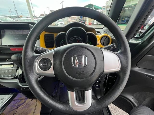 N-BOX GSSパッケージ 純正メモリーナビBluetoothドラレコETCRカメラワンオーナー W電動ドア Iストップ 禁煙 ダブルエアバック TVナビ 点検記録簿 イモビ 地デジ 1オーナー車 前席シートヒーター ETC付き(30枚目)