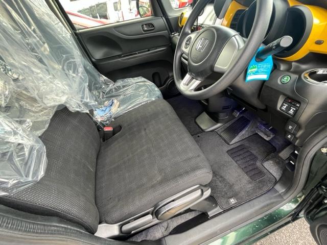 N-BOX GSSパッケージ 純正メモリーナビBluetoothドラレコETCRカメラワンオーナー W電動ドア Iストップ 禁煙 ダブルエアバック TVナビ 点検記録簿 イモビ 地デジ 1オーナー車 前席シートヒーター ETC付き(32枚目)