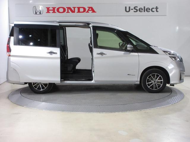 セレナ XVセレクション /ワンオーナー/禁煙車/Bluetooth/両側電動スライドドア/フルセグTV/社外15インチアルミホイール/コーナーセンサー/オートクルーズ/ デュアルエアコン 3列シート DVD再生機能 ETC(3枚目)