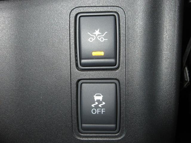 セレナ XVセレクション /ワンオーナー/禁煙車/Bluetooth/両側電動スライドドア/フルセグTV/社外15インチアルミホイール/コーナーセンサー/オートクルーズ/ デュアルエアコン 3列シート DVD再生機能 ETC(17枚目)