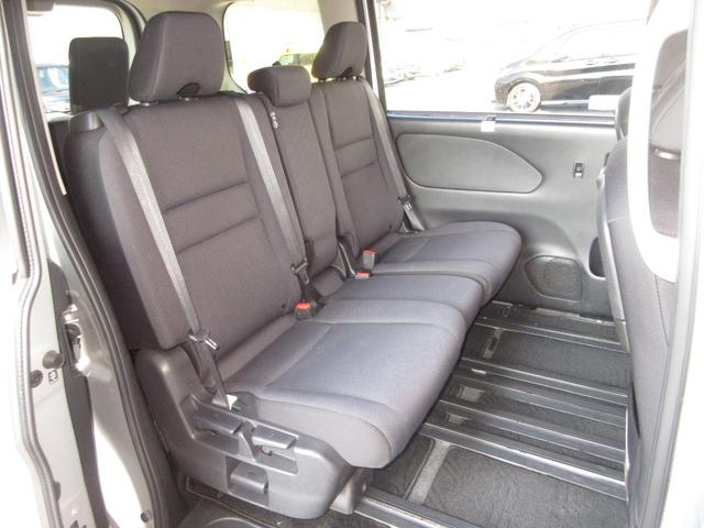 セレナ XVセレクション /ワンオーナー/禁煙車/Bluetooth/両側電動スライドドア/フルセグTV/社外15インチアルミホイール/コーナーセンサー/オートクルーズ/ デュアルエアコン 3列シート DVD再生機能 ETC(20枚目)