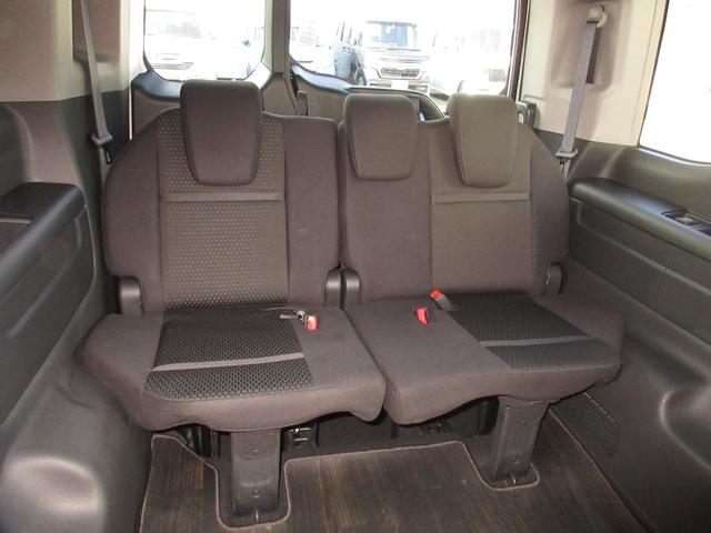 ステップワゴンスパーダ スパーダホンダセンシング 純正9インチメモリーナビBluetoothETCRカメラワンオーナー 盗難防止 助手席エアバッグ ワンオーナ- Wパワスラ 記録簿有 リアオートエアコン 地デジ LEDライト 横滑り防止システム(17枚目)