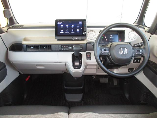 N-BOX ファッションスタイル ・ワンオーナー ・令和5年11月登録 ・走行4千キロ ・純正9インチナビ ・リアカメラ ・ホンダセンシング ・ドアバイザー ・LEDフォグライト ・両側電動スライドドア ・1年保証(3枚目)