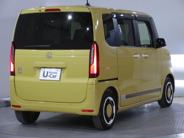 N-BOX ファッションスタイル ・ワンオーナー ・令和5年11月登録 ・走行4千キロ ・純正9インチナビ ・リアカメラ ・ホンダセンシング ・ドアバイザー ・LEDフォグライト ・両側電動スライドドア ・1年保証(10枚目)