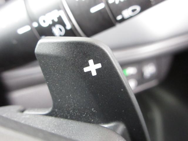 ヴェゼル e:HEVX 純正9インチメモリーナビBluetoothETCRカメラワンオーナー 前後障害物センサー AAC 1オーナ イモビライザー スマ-トキ- 誤発進抑制 PW リアカメラ クルコン ESC ETC装備(12枚目)