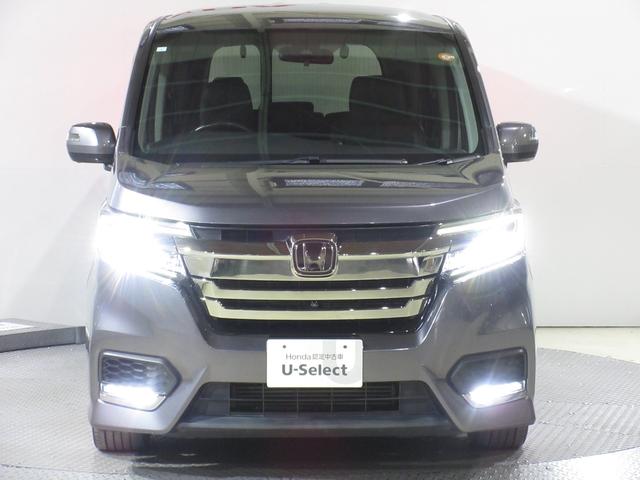 ステップワゴンスパーダ スパーダ・クールスピリットホンダセンシング　禁煙車　ワンオーナー　純正１０インチナビ　後席モニター　ミュージックサーバー　Ｂｌｕｅｔｏｏｔｈ　ＵＳＢ　フルセグ　リアカメラ　ＥＴＣ２．０　シートヒーター　両側電動ドア　ＬＥＤ　純正１７インチアルミ（9枚目）