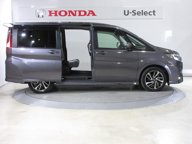 ステップワゴンスパーダ スパーダ・クールスピリットホンダセンシング　禁煙車　ワンオーナー　純正１０インチナビ　後席モニター　ミュージックサーバー　Ｂｌｕｅｔｏｏｔｈ　ＵＳＢ　フルセグ　リアカメラ　ＥＴＣ２．０　シートヒーター　両側電動ドア　ＬＥＤ　純正１７インチアルミ（10枚目）