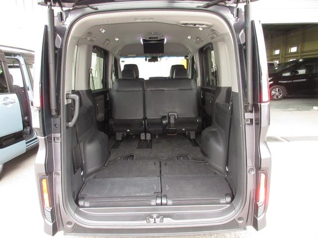 ステップワゴンスパーダ スパーダ・クールスピリットホンダセンシング　禁煙車　ワンオーナー　純正１０インチナビ　後席モニター　ミュージックサーバー　Ｂｌｕｅｔｏｏｔｈ　ＵＳＢ　フルセグ　リアカメラ　ＥＴＣ２．０　シートヒーター　両側電動ドア　ＬＥＤ　純正１７インチアルミ（27枚目）