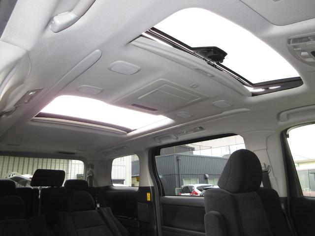 ヴェルファイア ２．４Ｚ　／ワンオーナー／禁煙車／純正ＨＤＤナビ／バックカメラ／ＥＴＣ／フルセグＴＶ／ＣＤ／ミュージックサーバー／Ｂｌｕｅｔｏｏｔｈオーディオ／後席モニター／片側電動スライドドア／カーテンエアバッグ／サンルーフ（14枚目）