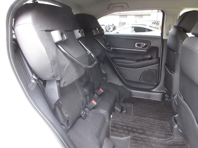 ヴェゼル e:HEVZ ホンダセンシングホンダコネクトディスプレイBluetoothドラレコETCRカメラワンオーナー 衝突回避支援ブレーキ機能 1オナ スマキ Pトランク フルオートエアコン Dレコ エアバッグ 記録簿付(19枚目)