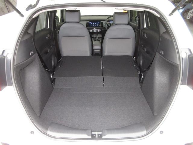 フィット RS 当社元試乗車 禁煙車 純正9インチナビ フルセグ Bluetooth ドラレコ USB バックカメラ LEDヘッドライト オートライト 16インチアルミホイール ETC2.0 サイドカーテンエアバック(20枚目)