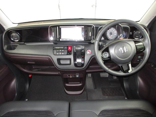 N-ONE プレミアム 純正メモリーナビBluetoothETCRカメラ DVD再生機能 運転席エアバック 横滑防止 イモビライザー 禁煙 ETC装備 地デジ バックモニター 助手席エアバック パワーステ フルオートエアコン(2枚目)