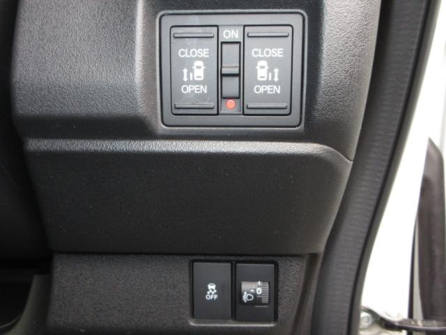 N-BOXカスタム ターボコーディネートスタイル ホンダセンシング純正9インチコネクトナビBluetoothドラレコETCRカメラワンオーナー サイドエアバッグ LEDライト フルセグTV スマキー DVD VSA オートライト USB イモビ(17枚目)