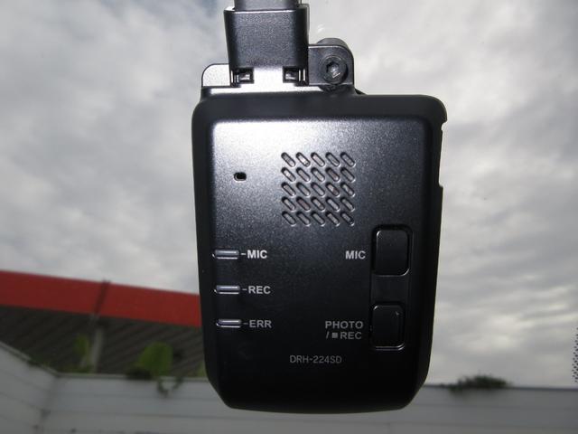 フィット e:HEVホーム 禁煙車ホンダセンシングホンダコネクトディスプレイBluetoothドラレコETCRカメラワンオーナー 前後誤発進抑制機能 クリソナ マルチビュー 助手席エアバッグ 運転席エアバッグ 1オナ USB接続(4枚目)