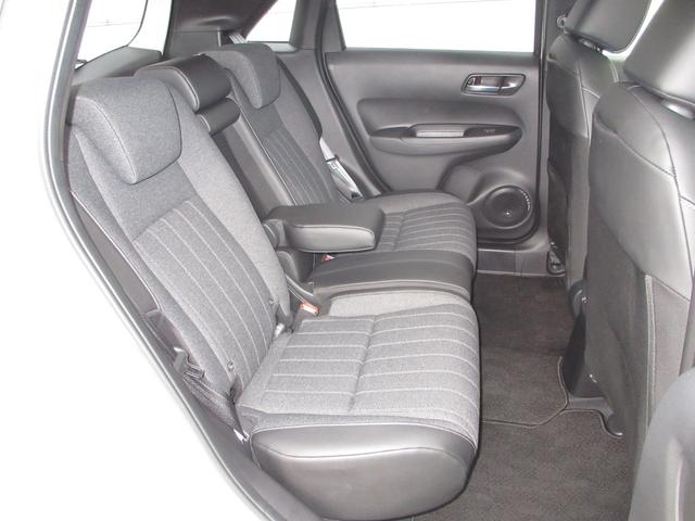 フィット e:HEVホーム 禁煙車ホンダセンシングホンダコネクトディスプレイBluetoothドラレコETCRカメラワンオーナー 前後誤発進抑制機能 クリソナ マルチビュー 助手席エアバッグ 運転席エアバッグ 1オナ USB接続(17枚目)