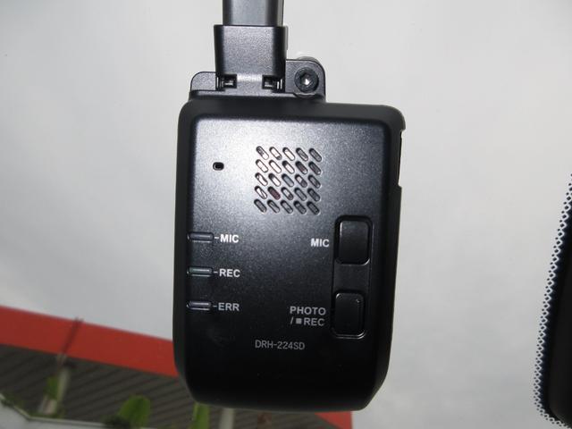 フィット e:HEVRS 禁煙車ホンダセンシングホンダコネクトディスプレイBluetoothドラレコETCRカメラワンオーナー エアバッグ ナビ&TV パワーウィンドウ 助手席エアバッグ Dレコ フルセグテレビ ETC装備(4枚目)