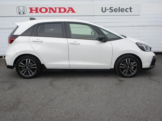 フィット e:HEVRS 禁煙車ホンダセンシングホンダコネクトディスプレイBluetoothドラレコETCRカメラワンオーナー エアバッグ ナビ&TV パワーウィンドウ 助手席エアバッグ Dレコ フルセグテレビ ETC装備(6枚目)