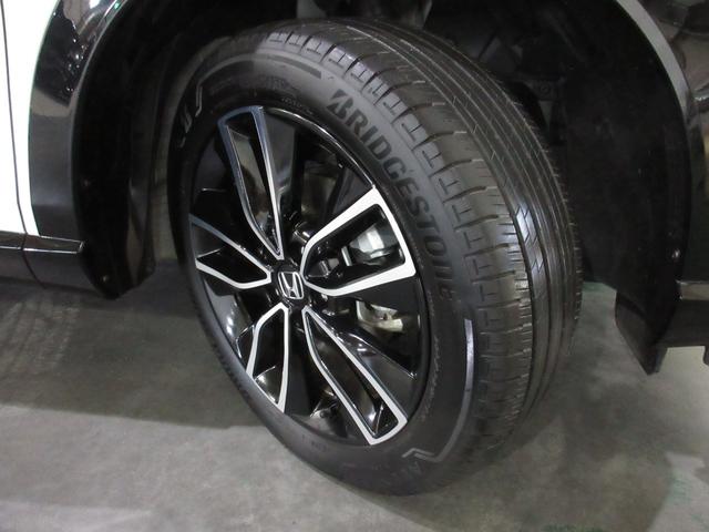 ヴェゼル ｅ：ＨＥＶＺ　ワンオーナー　雹害現状車　当社点検パック実施済車　純正９インチナビ　フルセグ　Ｂｌｕｅｔｏｏｔｈ　ＵＳＢ　シートヒーター　ＬＥＤヘッドライト　１８インチアルミ　バックカメラ　ブラインドスポットモニター（27枚目）