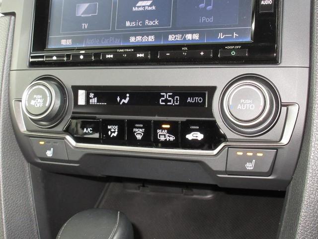 エアコンはオートエアコンでお好みの温度調整が出来、オールシーズン快適にドライブできます！さらに、運転席＆助手席シートヒーターが付いてます。３段階に温度設定が可能です。