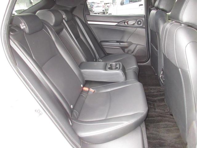 ●保証期間を最長５年間まで長くすることができる延長保証制度（ホッと保証プラス・有料）もございます。万一の保証修理は全国のホンダディーラーをご利用可能です。長い保証期間は安心できますね！