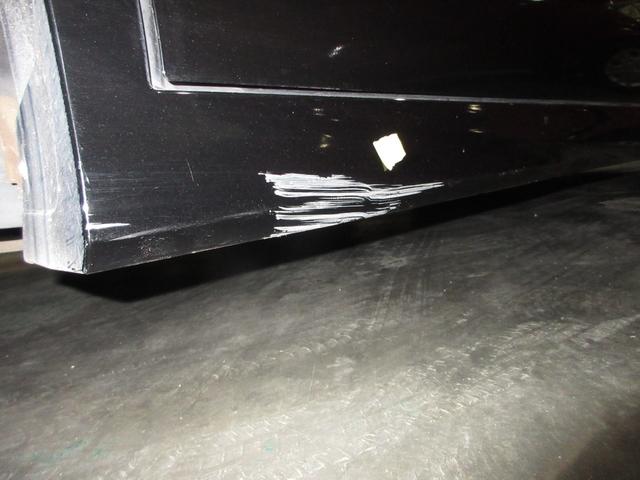 ステップワゴンスパーダ S この車両は未加修現状販売「そのまんま車」になります。傷や凹み・内装を現状にて展示しております。詳しくはスタッフにお問い合わせください。純正9インチメモリーナビETCRカメラワンオーナー Wエアバック(10枚目)