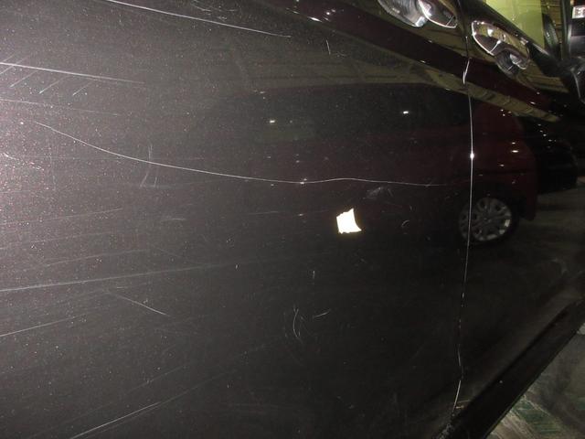 ステップワゴンスパーダ S この車両は未加修現状販売「そのまんま車」になります。傷や凹み・内装を現状にて展示しております。詳しくはスタッフにお問い合わせください。純正9インチメモリーナビETCRカメラワンオーナー Wエアバック(11枚目)