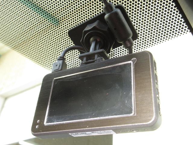 プリウスアルファ Ｇ　／ワンオーナー／禁煙車／ＳＤナビ／ＥＴＣ／バックカメラ／ＣＤ／フルセグＴＶ／ミュージックサーバー／Ｂｌｕｅｔｏｏｔｈオーディオ／ドラレコ／電動シート／カーテンエアバッグ／衝突軽減ブレーキ／スマートキー（6枚目）