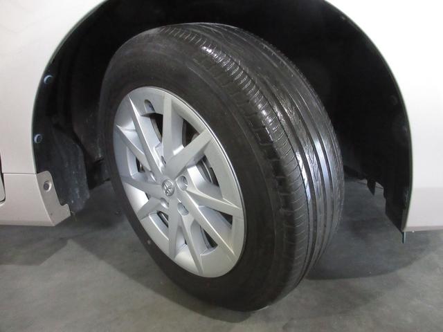 プリウスアルファ Ｇ　／ワンオーナー／禁煙車／ＳＤナビ／ＥＴＣ／バックカメラ／ＣＤ／フルセグＴＶ／ミュージックサーバー／Ｂｌｕｅｔｏｏｔｈオーディオ／ドラレコ／電動シート／カーテンエアバッグ／衝突軽減ブレーキ／スマートキー（19枚目）