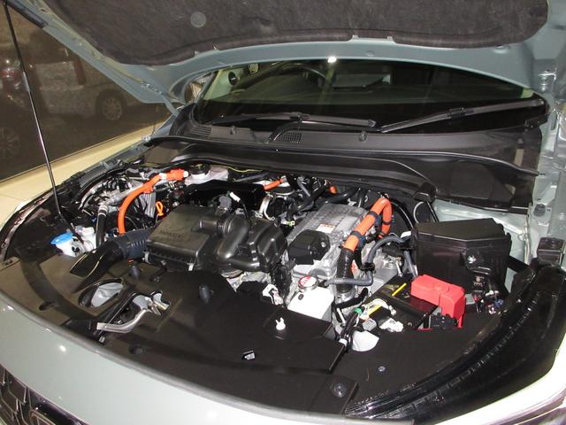 ヴェゼル e:HEVZ 雹害車両になります。ホンダセンシングホンダコネクトディスプレイBluetoothETCRカメラワンオーナー 衝突回避支援ブレーキ機能 パノラミックビューモニター 1オナ スマキ Pトランク(3枚目)