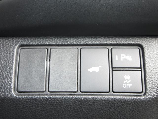 ヴェゼル e:HEVZ 雹害車両になります。ホンダセンシングホンダコネクトディスプレイBluetoothETCRカメラワンオーナー 衝突回避支援ブレーキ機能 パノラミックビューモニター 1オナ スマキ Pトランク(13枚目)