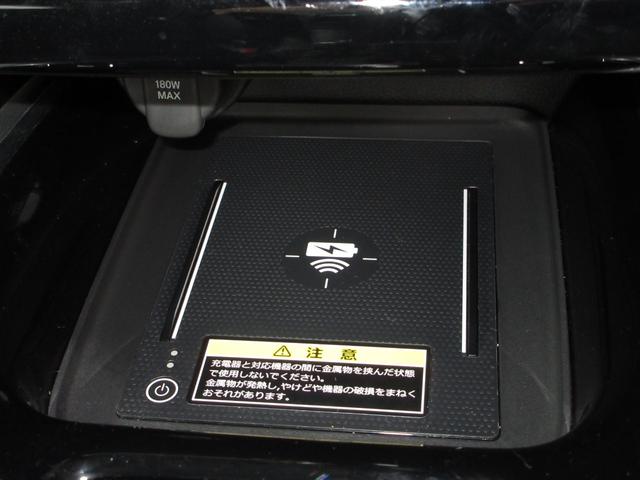 ヴェゼル e:HEVZ 雹害車両になります。ホンダセンシングホンダコネクトディスプレイBluetoothETCRカメラワンオーナー 衝突回避支援ブレーキ機能 パノラミックビューモニター 1オナ スマキ Pトランク(17枚目)