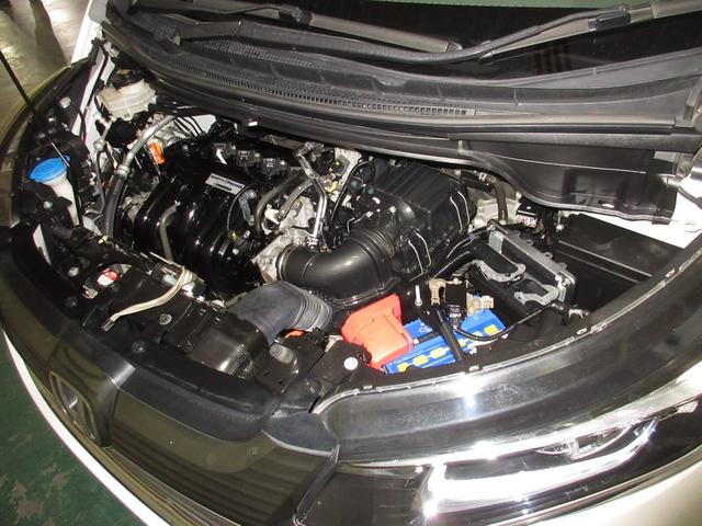 フリードハイブリッド ハイブリッド・Gホンダセンシング 純正ナビ・Rカメラ・1オーナー・禁煙車・LEDヘッドライト・両側電動スライド・ミュージックプレイヤー接続・衝突軽減・レーンアシスト・前車追従・3列シート・ウォークスルー・スマートキー・ETC・1年保証(3枚目)