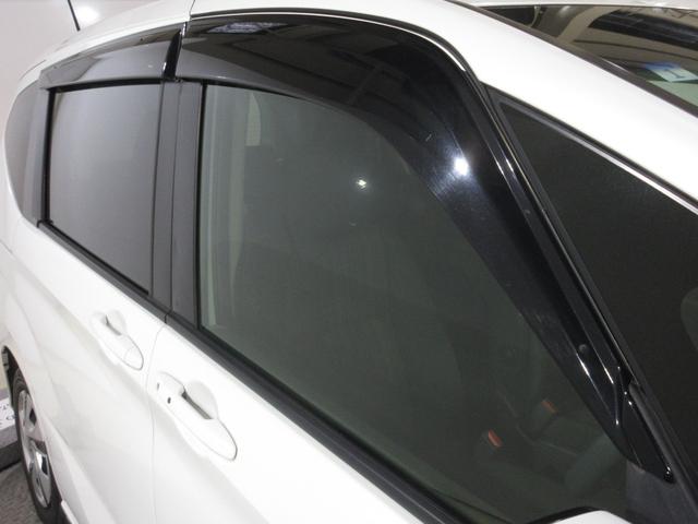 フリードハイブリッド ハイブリッド・Gホンダセンシング 純正ナビ・Rカメラ・1オーナー・禁煙車・LEDヘッドライト・両側電動スライド・ミュージックプレイヤー接続・衝突軽減・レーンアシスト・前車追従・3列シート・ウォークスルー・スマートキー・ETC・1年保証(8枚目)