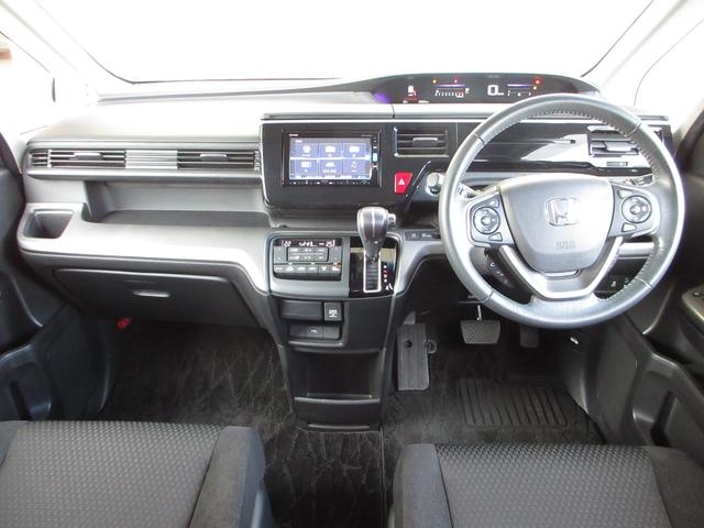 ステップワゴンスパーダ スパーダホンダセンシング 禁煙車 ワンオーナー 点検パック当社実施済み ナビ ミュージックサーバー Bluetooth USB フルセグ リアカメラ ETC 両側電動ドア スマートキー 純正16インチアルミ LED(12枚目)