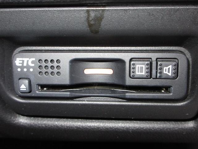 ステップワゴンスパーダ スパーダホンダセンシング 禁煙車 ワンオーナー 点検パック当社実施済み ナビ ミュージックサーバー Bluetooth USB フルセグ リアカメラ ETC 両側電動ドア スマートキー 純正16インチアルミ LED(14枚目)