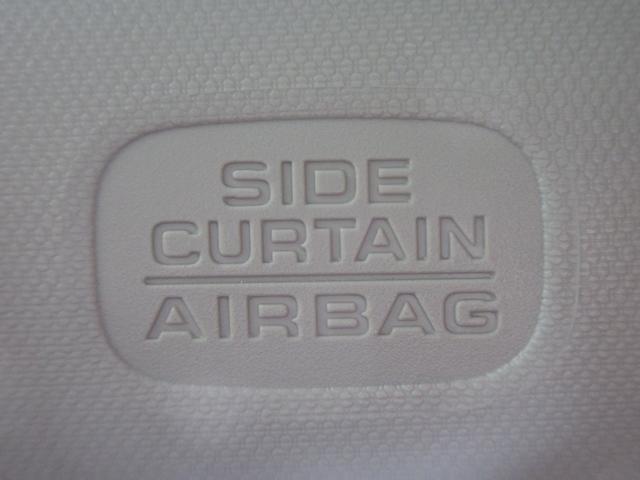 シャトル ハイブリッドＸスタイルエディション　純正メモリーナビＢｌｕｅｔｏｏｔｈＥＴＣＲカメラワンオーナー　地デジ　オートエアコン　サイドエアバック　クルコン　ＬＥＤヘッド　パワーステアリング　ナビＴＶ　ＤＶＤ再生可　盗難防止システム　ＡＢＳ（11枚目）