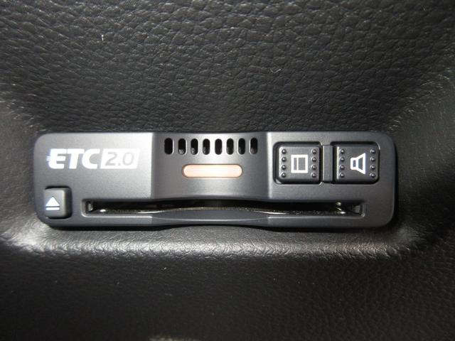 フィット ｅ：ＨＥＶＲＳ　当社元試乗車　禁煙車　純正９インチナビ　フルセグＴＶ　Ｂｌｕｅｔｏｏｔｈ　ＵＳＢ　ドラレコ　ＥＴＣ２．０　１６インチアルミホイール　ＬＥＤヘッドライト　バックカメラ　サイドカーテンエアバック　Ｄレコ（13枚目）