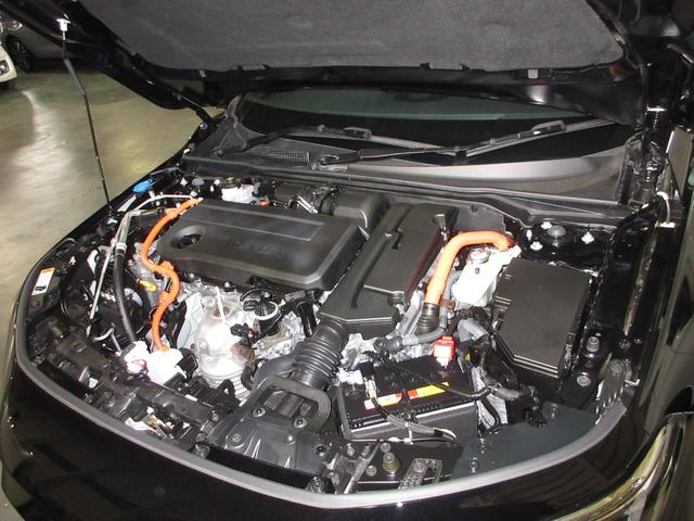 シビック e:HEVEX ・元試乗車 ・令和7年3月登録 ・走行4千キロ ・車検…令和10年3月 ・ホンダコネクトディスプレー ・リアカメラ ・ETC ・ホンダセンシング ・電動パノラミックサンルーフ ・ドラレコ ・禁煙車(5枚目)