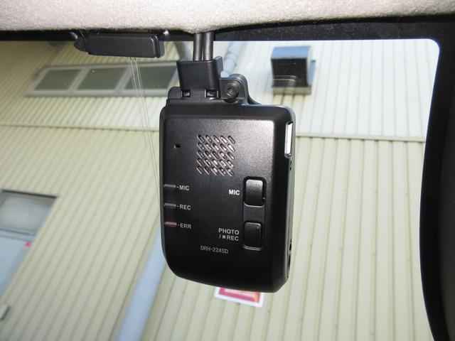 WR-V Zブラックスタイル 禁煙車ホンダセンシング純正メモリーナビBluetoothETCRカメラワンオーナー LEDヘッドランプ フルセグTV 盗難防止システム 衝突被害軽減システム スマートキー オートライト USB(5枚目)