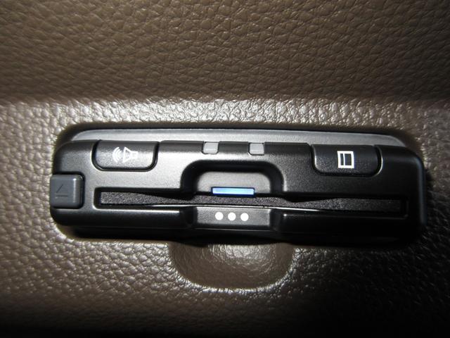 今や必需品のＥＴＣが付いています！ＥＴＣを使えば土日祝日割や深夜割などのメリットを受けることができます。（※注、ＥＴＣセットアップ費用は含まれておりません。別途必要となります。