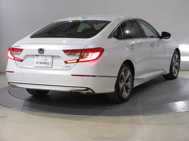 アコード ＥＸ　純正メモリーナビＢｌｕｅｔｏｏｔｈドラレコＥＴＣＲカメラワンオーナー　カーテンエアバッグ　禁煙　イモビ　追突軽減ブレーキ　オートエアコン　ＬＥＤヘッドライト　パワ－シ－ト　横滑り防止装置　スマキー（9枚目）