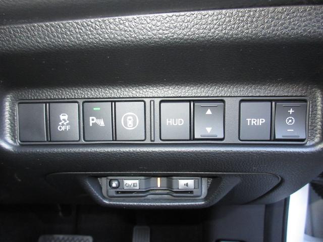 アコード ＥＸ　純正メモリーナビＢｌｕｅｔｏｏｔｈドラレコＥＴＣＲカメラワンオーナー　カーテンエアバッグ　禁煙　イモビ　追突軽減ブレーキ　オートエアコン　ＬＥＤヘッドライト　パワ－シ－ト　横滑り防止装置　スマキー（12枚目）