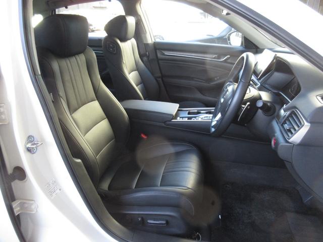 アコード ＥＸ　純正メモリーナビＢｌｕｅｔｏｏｔｈドラレコＥＴＣＲカメラワンオーナー　カーテンエアバッグ　禁煙　イモビ　追突軽減ブレーキ　オートエアコン　ＬＥＤヘッドライト　パワ－シ－ト　横滑り防止装置　スマキー（17枚目）