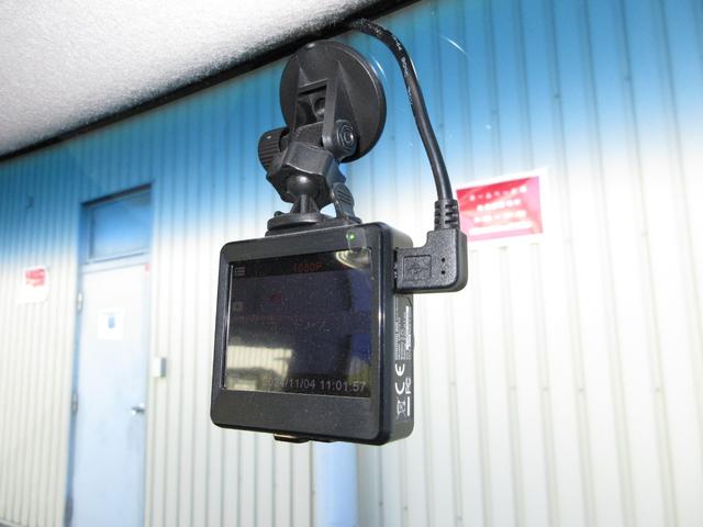 Ｎ－ＢＯＸ Ｇ・Ｌパッケージ　／ワンオーナー／禁煙車／純正メモリーナビ／Ｒカメラ／ワンセグＴＶ／ＣＤ／ＤＶＤ／Ｂｌｕｅｔｏｏｔｈオーディオ／ドラレコ／片側電動スライドドア／純正アルミホイール／ステアリングリモコン／スマートキー／（6枚目）